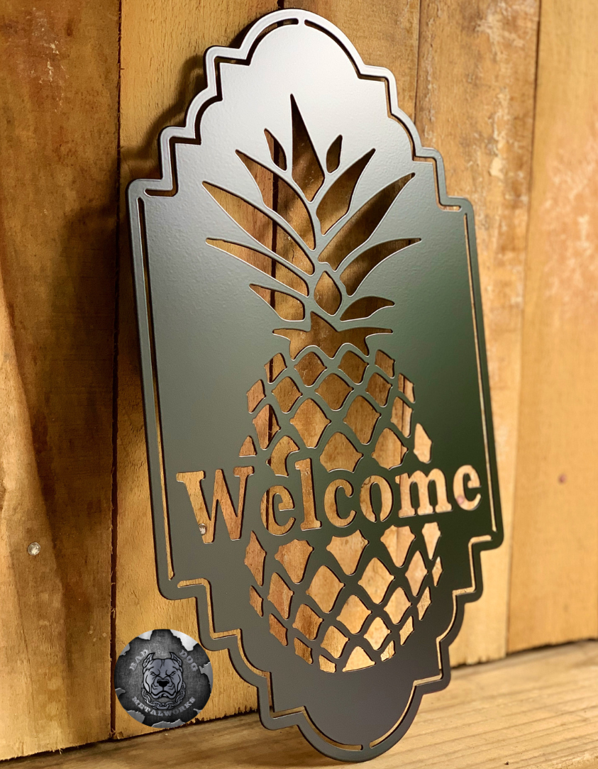 Vintage Pineapple Welcome