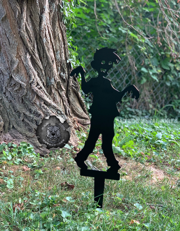 Zombie Girl/Zombie Boy Halloween Garden Stakes