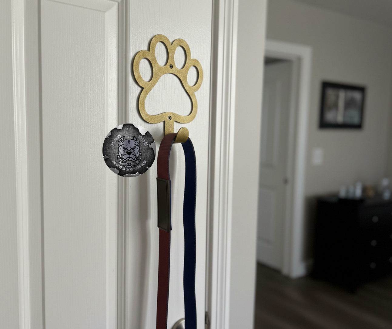 Dog Paw Leash Holder